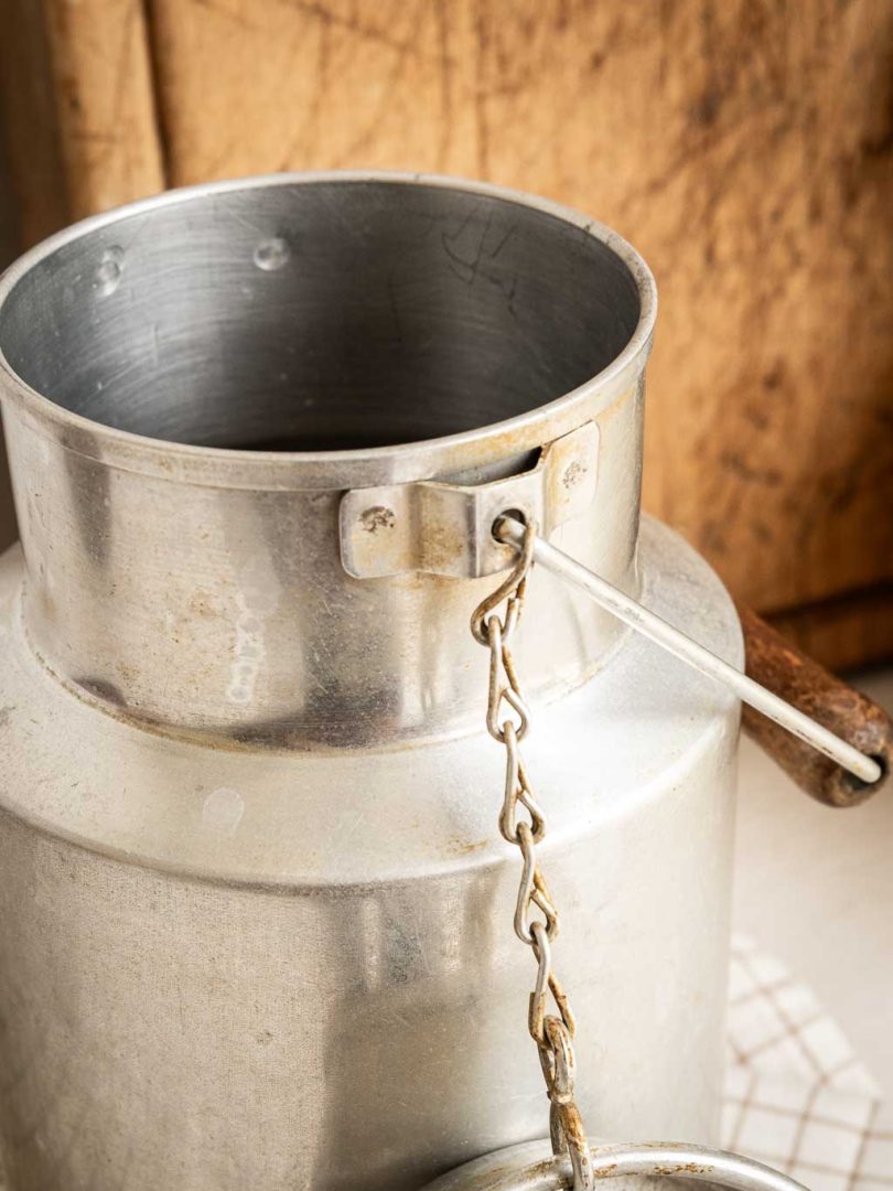 pot à lait, laitière vintage en aluminium