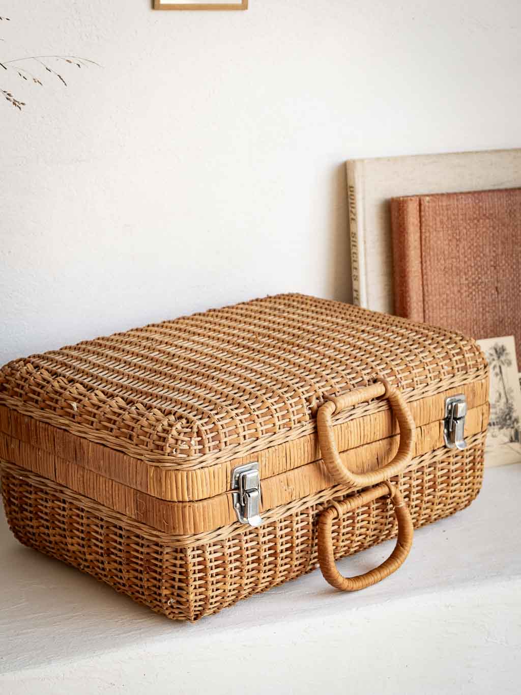 valise vintage en rotin 42cm, tissus vintage