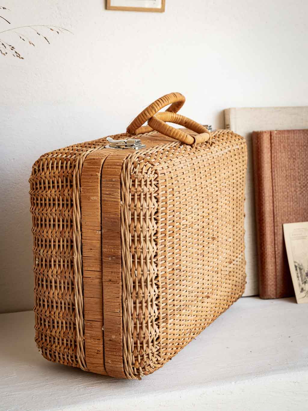 valise vintage en rotin 42cm, tissus vintage