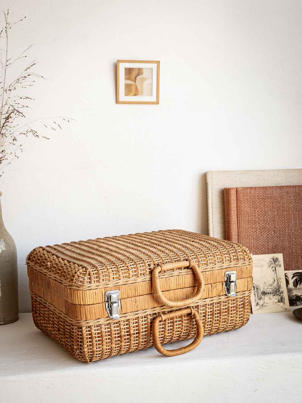 valise vintage en rotin