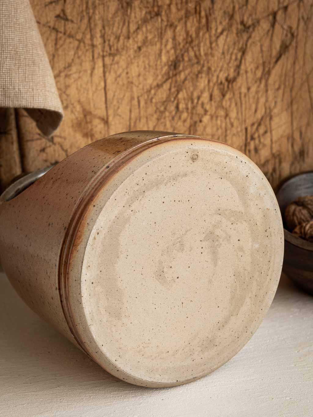main à sel ou pot à sel artisanal en grès