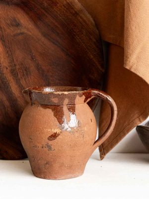 petit pichet en terre cuite terracotta