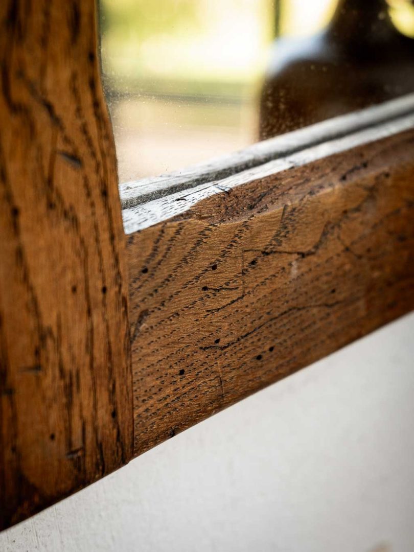 miroir ancien en bois gravé