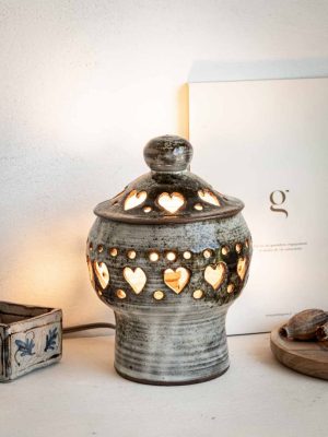 Lampe ajourée en grès signée Chantal et Thierry Robert 1970