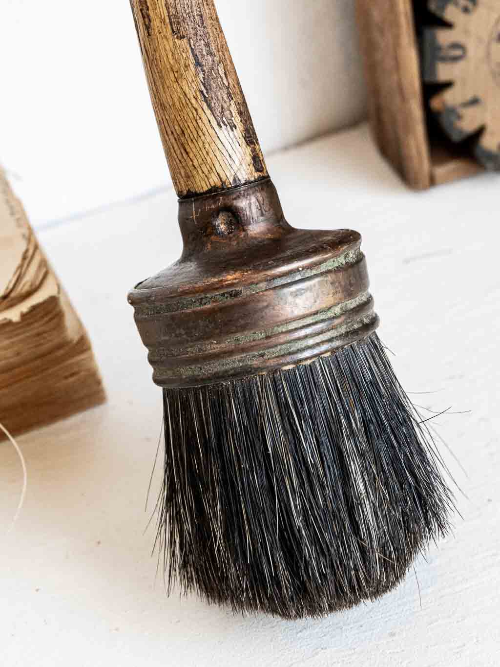 grand pinceau ancien cuivre poile noirs