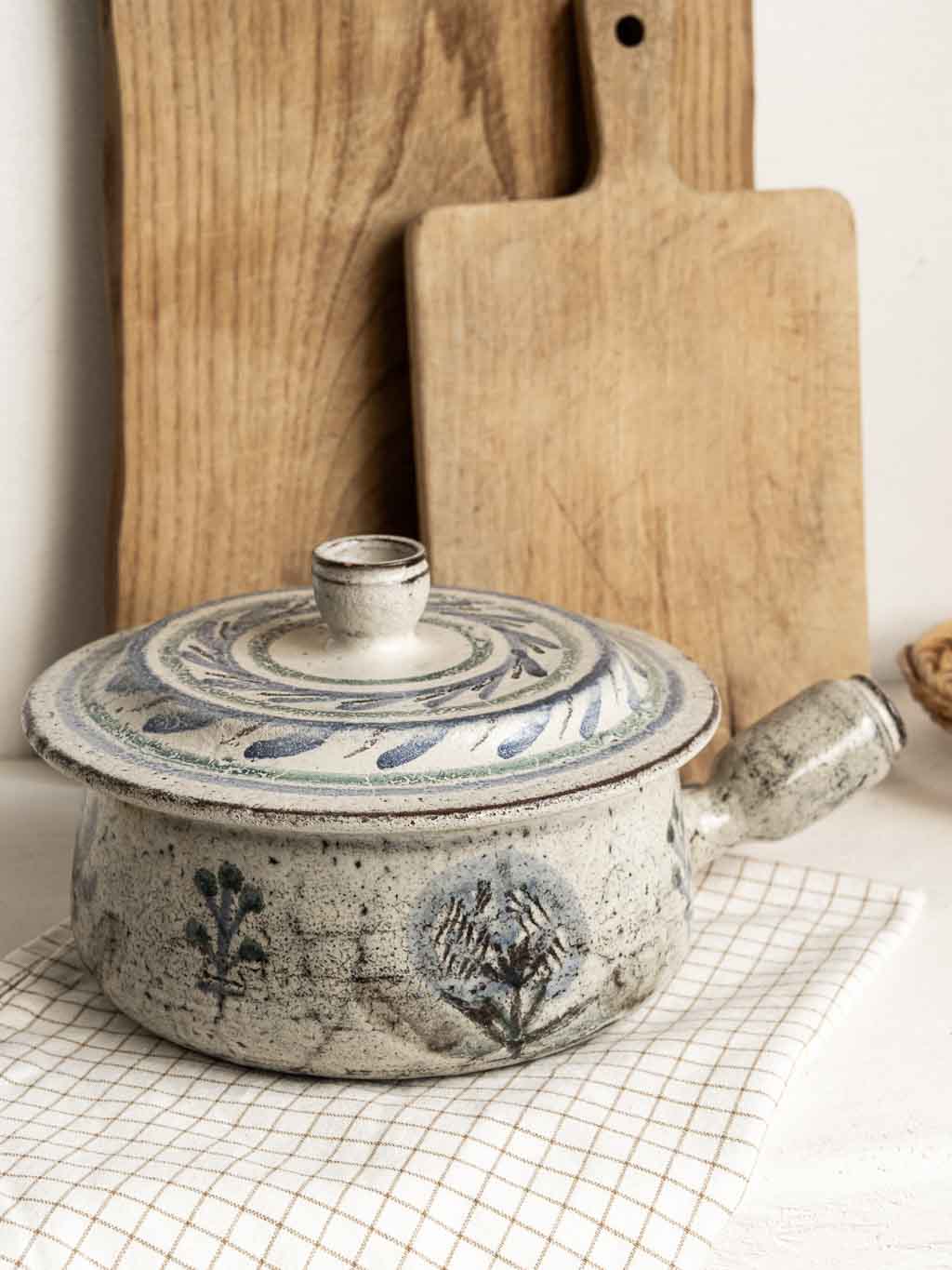 caquelon, casserole en grès signé Raynaud, le murier Vallauris