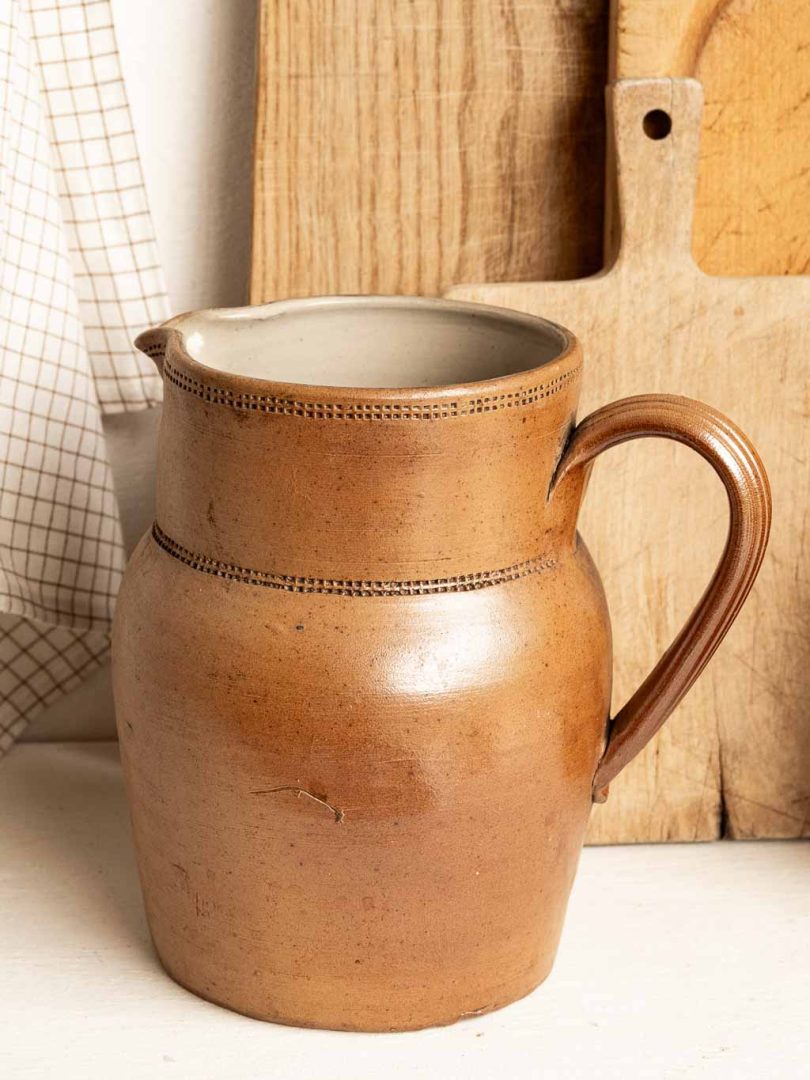 grand pichet 22.5 cm en grès marron
