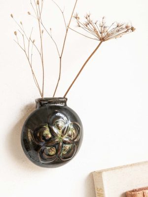 vase mural en grès artisanal