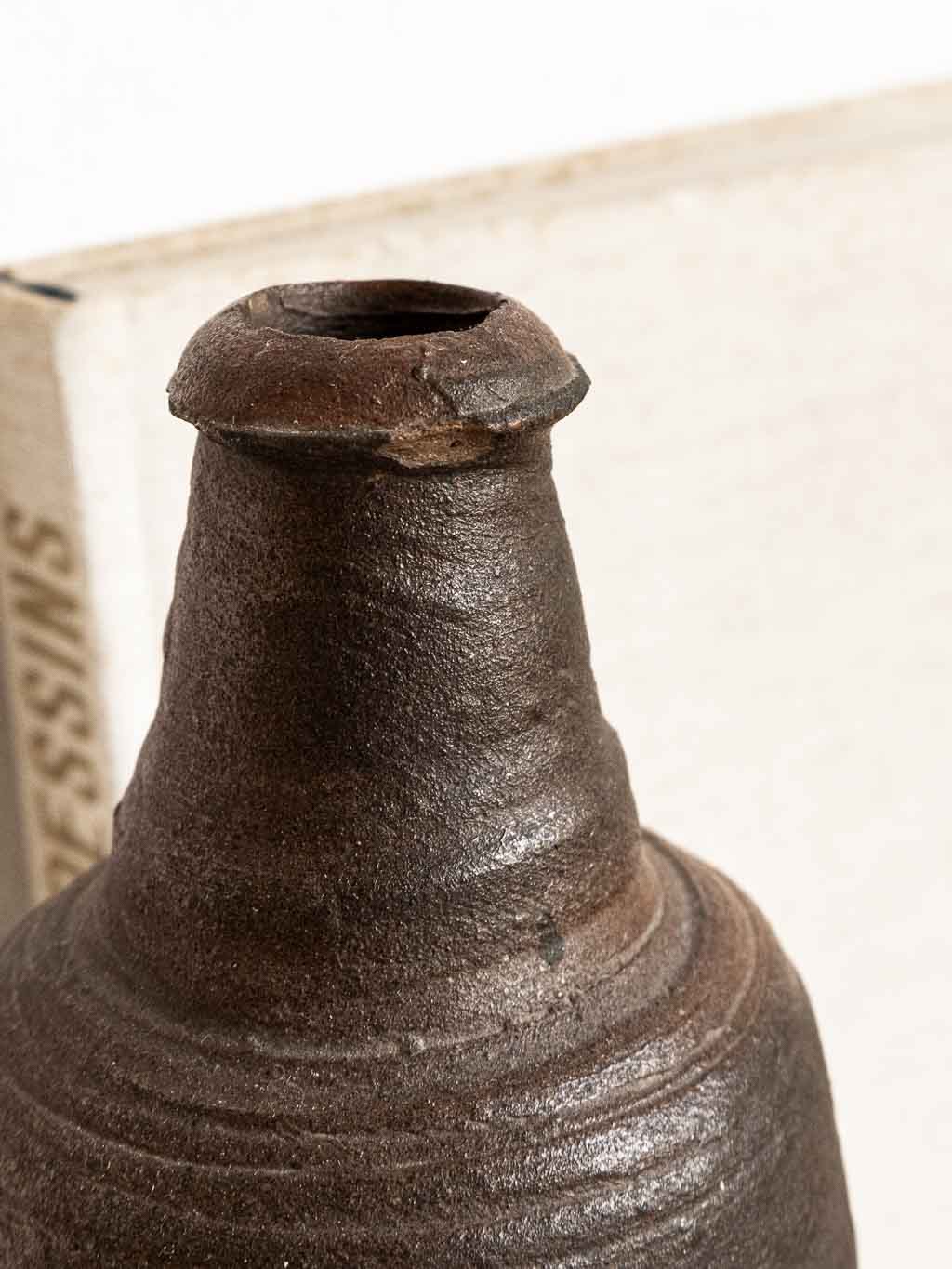 grande bouteille ancienne en grès noir de normadie XIXe