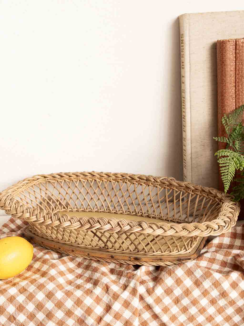 corbeille vintage ovale en rotin tressé