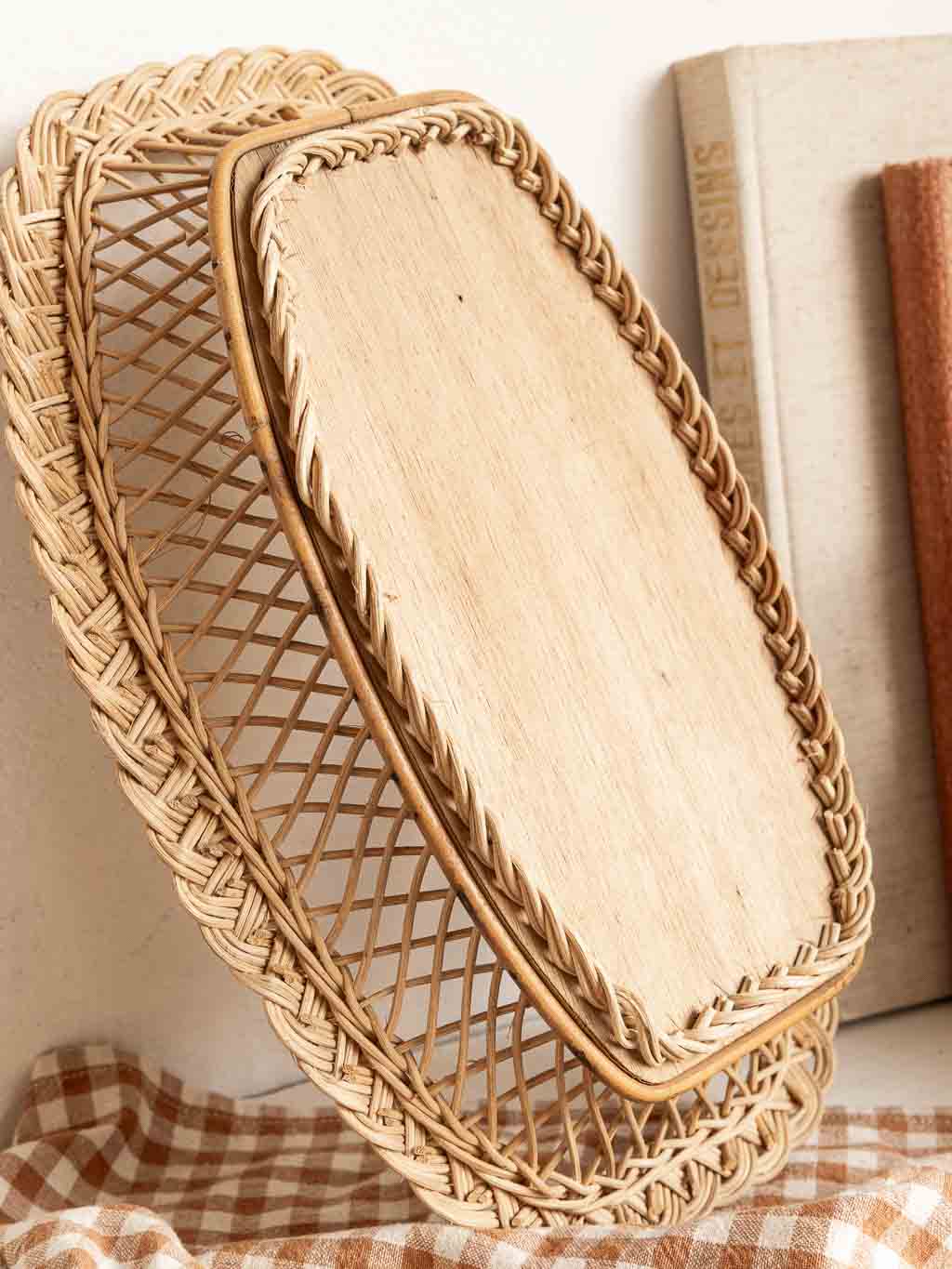 corbeille vintage ovale en rotin tressé