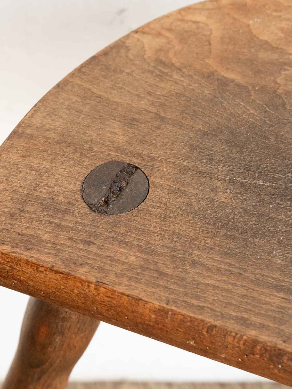 tabouret tripode de traite (vacher) en bois