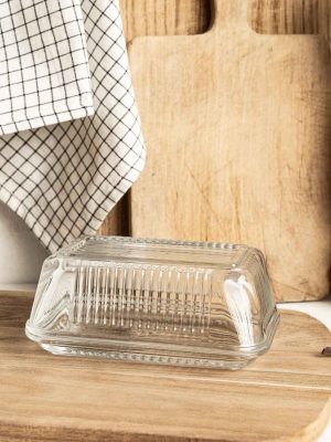 beurrier en verre cannelé moulé