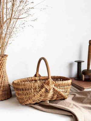 Panier ancien artisanal en osier